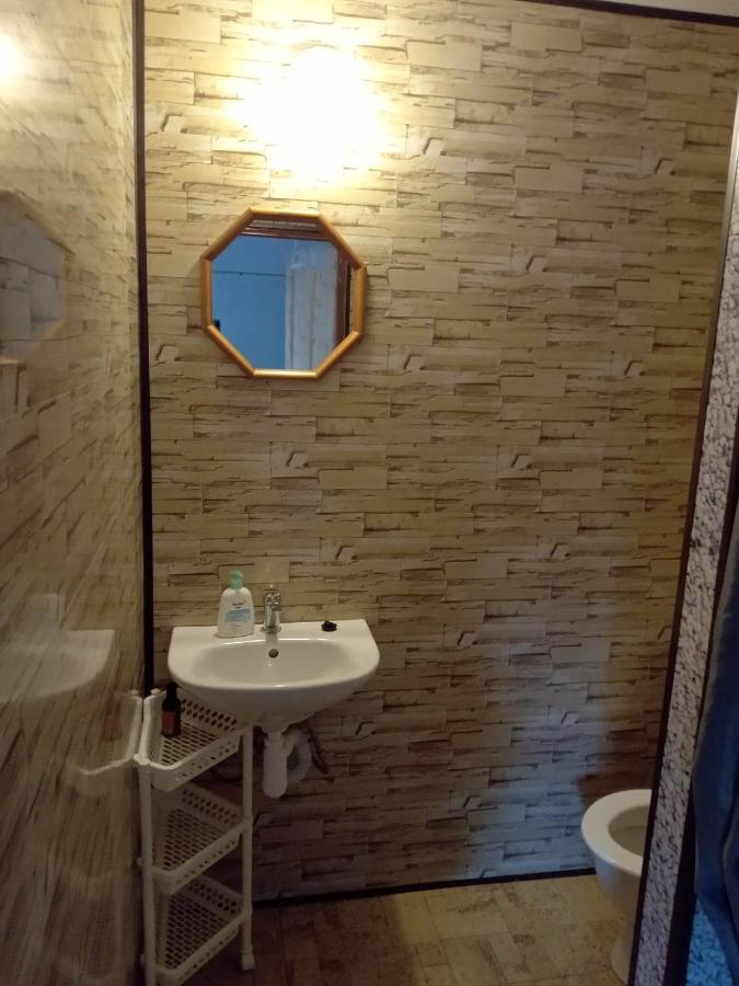 Apartman Police Nad Metuji Apartment Exterior foto